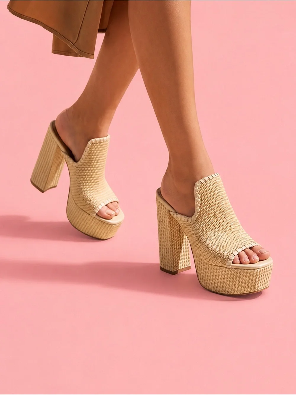Beige Woven Peep Toe Platform Block high heels sandals size 9